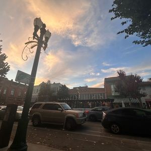 Meet your Posher, Via